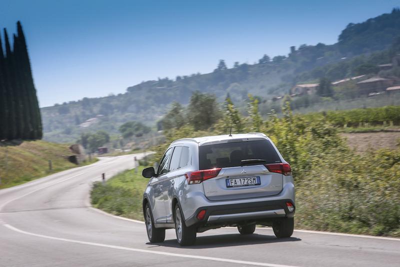 Mitsubishi ASX e Outlander  MY 2017: sempre più connesse e sicure
