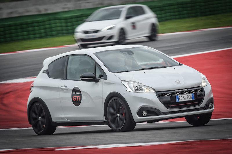 Peugeot GTi: affascina e fa rivivere il carattere sportivo del brand