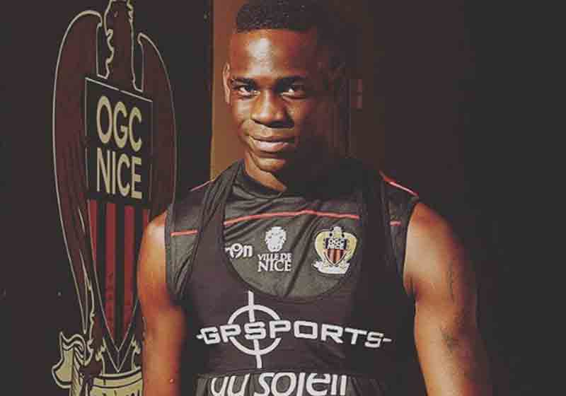 Balotelli, ginocchio ko: ecco i tempi di recupero. Nizza in ansia Balotelli, ginocchio ko: ecco i tempi di recupero. Nizza in ansia