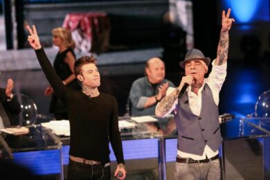 J-Ax e Fedez, “Assenzio” già primo. Nuovo successo dopo “Vorrei ma non posto”