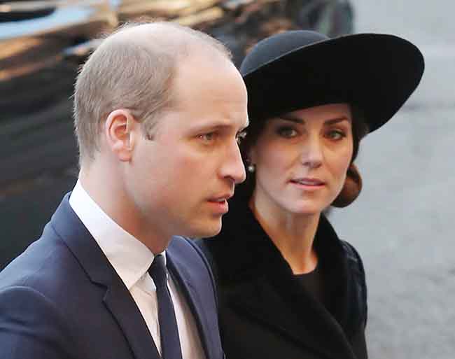 Kate Middleton, abito “riciclato” alla cerimonia funebre. FOTO Kate Middleton, abito “riciclato” alla cerimonia funebre. FOTO