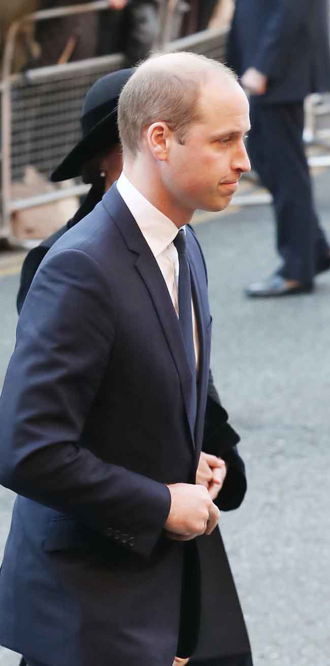 Kate Middleton, abito “riciclato” alla cerimonia funebre. FOTO Kate Middleton, abito “riciclato” alla cerimonia funebre. FOTO