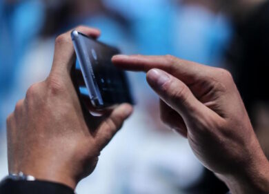 Samsung, si fa strada l’idea di una holding: ecco perché