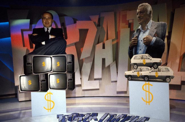 Closing Milan, Fininvest e cinesi: “Milan, verifiche nei prossimi giorni” Closing Milan, Fininvest e cinesi: “Milan, verifiche nei prossimi giorni”