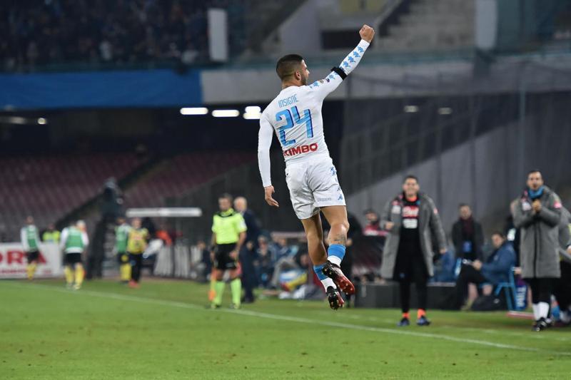 Napoli-Inter 3-0. Insigne e Hamsik affossano Pioli Napoli-Inter 3-0. Insigne e Hamsik affossano Pioli