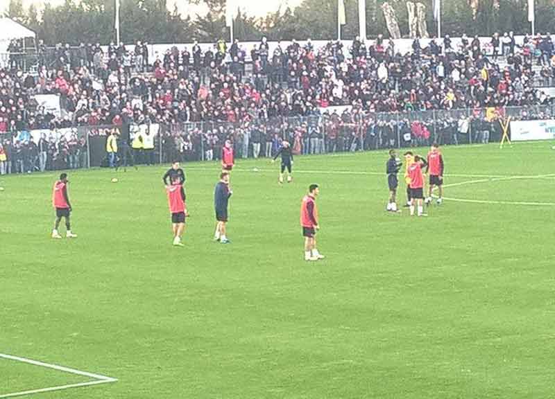 Derby trionfale, la Roma al Tre Fontane. In 3mila per i loro campioni