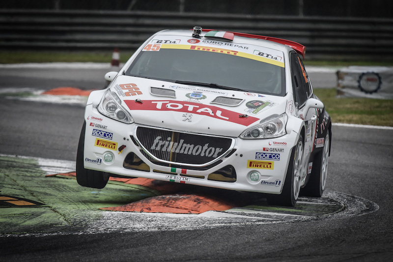 Andreucci e la Peugeot 208 T16 vincono il Monza Rally Show 2016 Andreucci e la Peugeot 208 T16 vincono il Monza Rally Show 2016