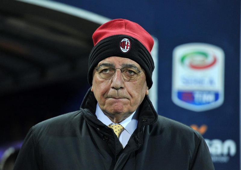 Milan closing il 28/2 coi cinesi. Galliani resta. MILAN TV: “Il mercato…”