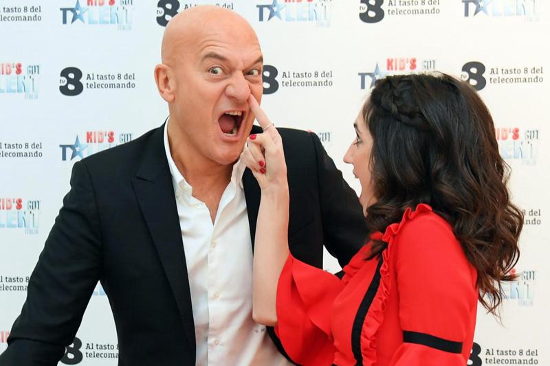 Kid’s Got Talent, Bisio e Comello: “Vedrete tanti bambini talentuosi e poi…” Kid’s Got Talent, Bisio e Comello: “Vedrete tanti bambini talentuosi e poi…”