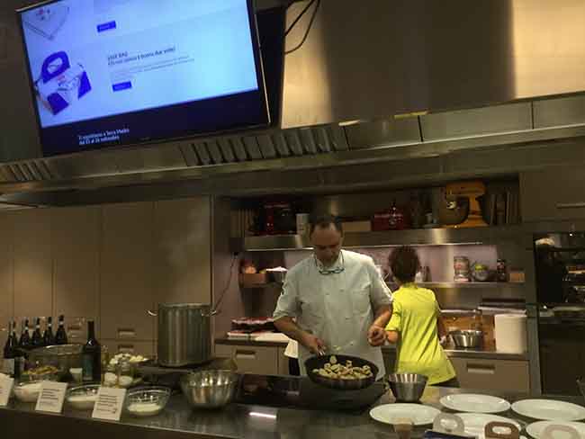 Eataly lancia la bag per portare a casa gli avanzi.Addio sprechi al ristorante