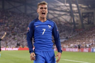 Cristiano Ronaldo vince il Pallone d’Oro 2016, ufficiale il trionfo di CR7