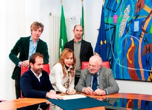 “Mike Day” allo Iulm di Milano: intitolata un’aula a Mike Bongiorno “Mike Day” allo Iulm di Milano: intitolata un’aula a Mike Bongiorno