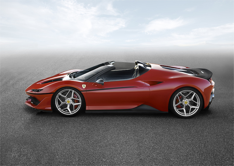 Ferrari J50, per festeggiare i 50 anni in Giappone Ferrari J50, per festeggiare i 50 anni in Giappone