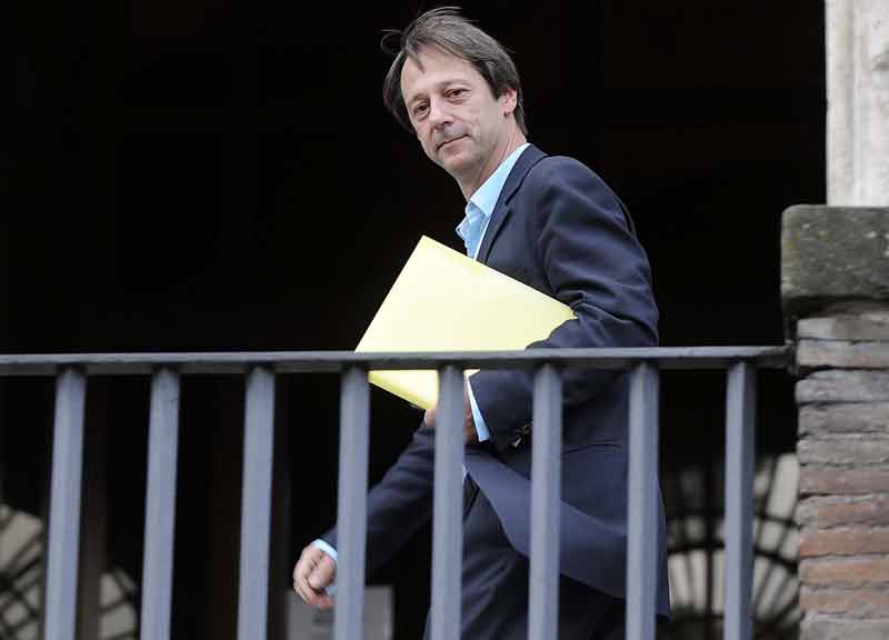 Roma: Bergamo vicesindaco, Montanari alla “monnezza”. Rimpastino Raggi Roma: Bergamo vicesindaco, Montanari alla “monnezza”. Rimpastino Raggi