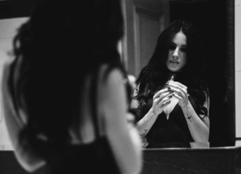 Giulia De Lellis, resa a GQ. La fidanzata d’Italia si confessa. E sul seno…