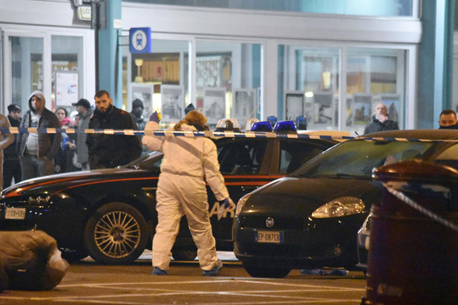Strage di Berlino, l’arrivo di Anis Amri alla stazione di Milano. FOTO Strage di Berlino, l’arrivo di Anis Amri alla stazione di Milano. FOTO