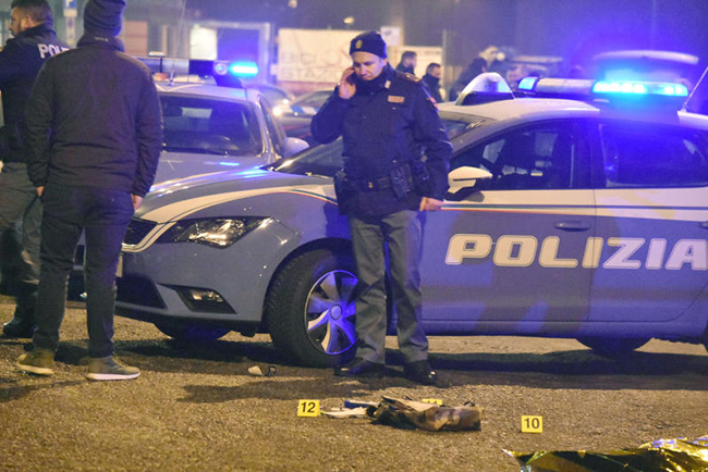 Strage di Berlino, l’arrivo di Anis Amri alla stazione di Milano. FOTO Strage di Berlino, l’arrivo di Anis Amri alla stazione di Milano. FOTO