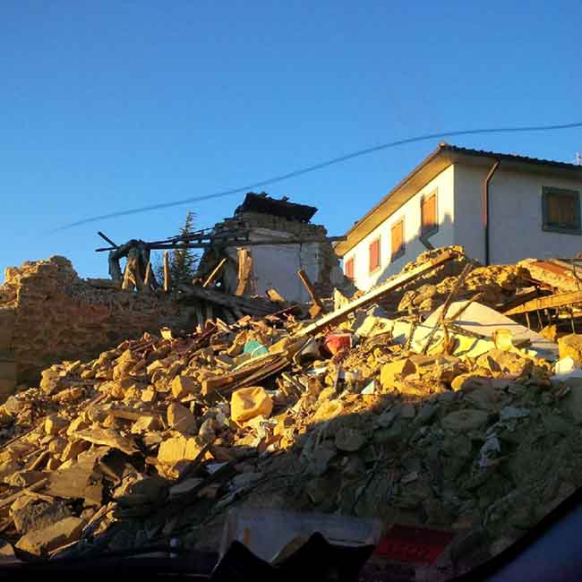 Amatrice, “ritardi clamorosi nella ricostruzione post terremoto”. Reportage