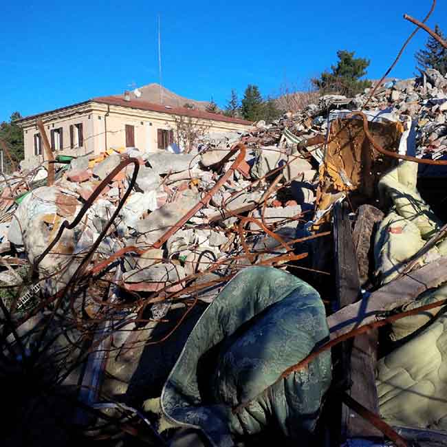 Amatrice, “ritardi clamorosi nella ricostruzione post terremoto”. Reportage