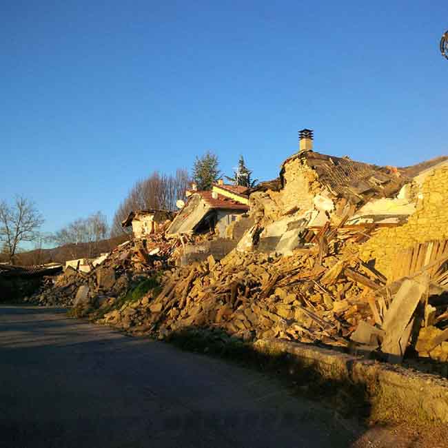 Amatrice, “ritardi clamorosi nella ricostruzione post terremoto”. Reportage
