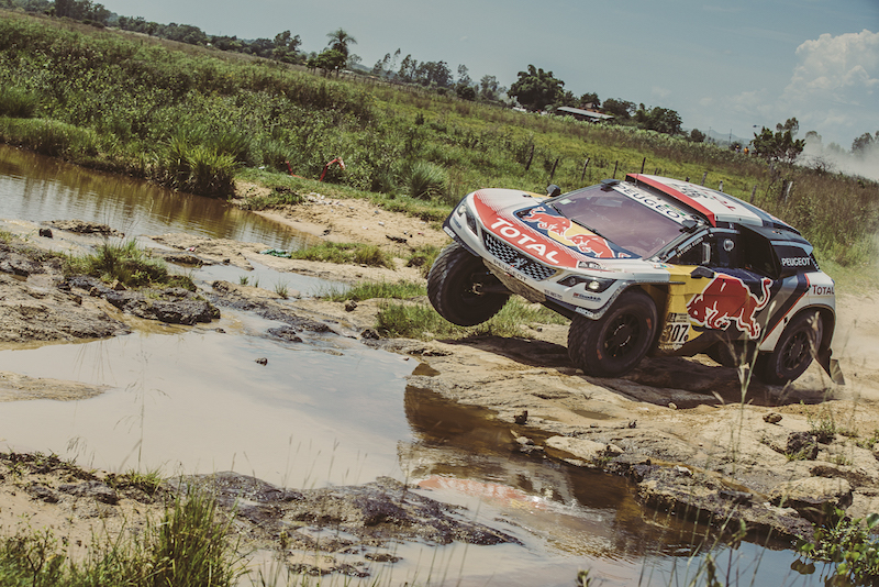 DAKAR 2017 – l’armata Peugeot procede compatta DAKAR 2017 – l’armata Peugeot procede compatta