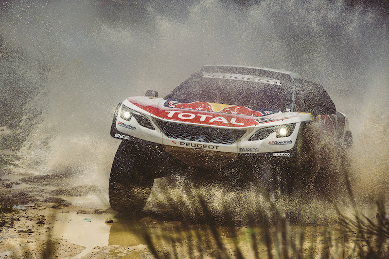 DAKAR 2017 – l’armata Peugeot procede compatta DAKAR 2017 – l’armata Peugeot procede compatta