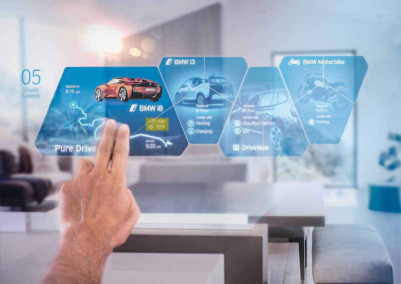 BMW HoloActive: ologrammi e guida autonoma sono una realtà BMW HoloActive: ologrammi e guida autonoma sono una realtà