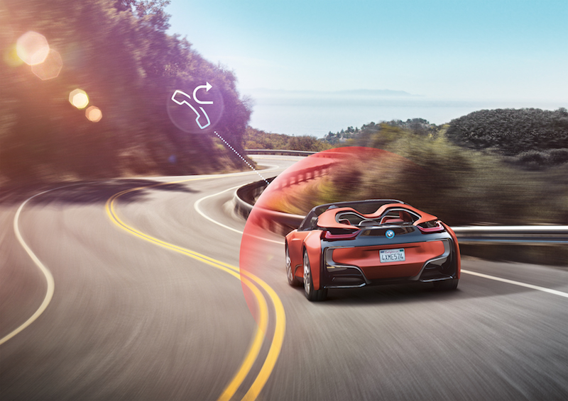 BMW HoloActive: ologrammi e guida autonoma sono una realtà BMW HoloActive: ologrammi e guida autonoma sono una realtà