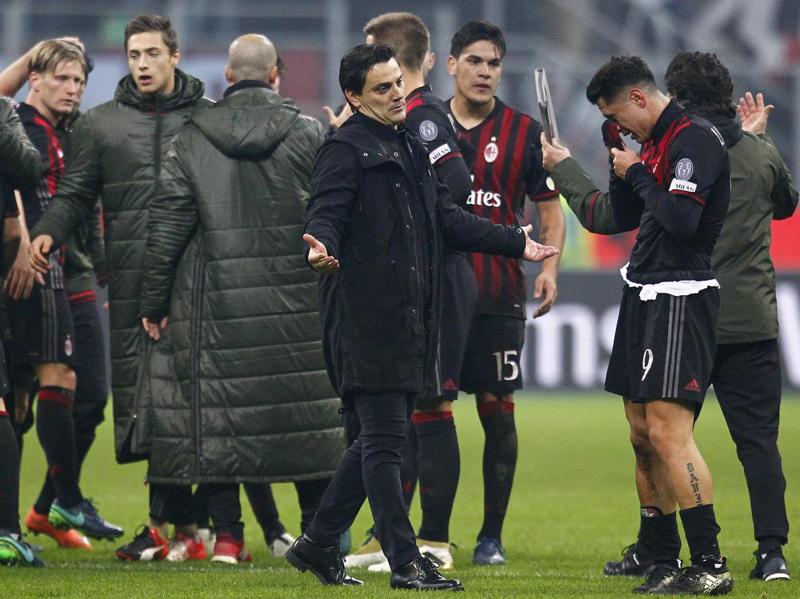 Milan, Montella: “Bacca e Niang incedibili? Nessuno lo è…” Milan, Montella: “Bacca e Niang incedibili? Nessuno lo è…”