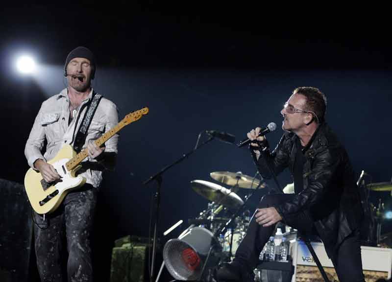 Gli U2 scelgono Roma. All’Olimpico l’unica tappa italiana della band irlandese Gli U2 scelgono Roma. All’Olimpico l’unica tappa italiana della band irlandese