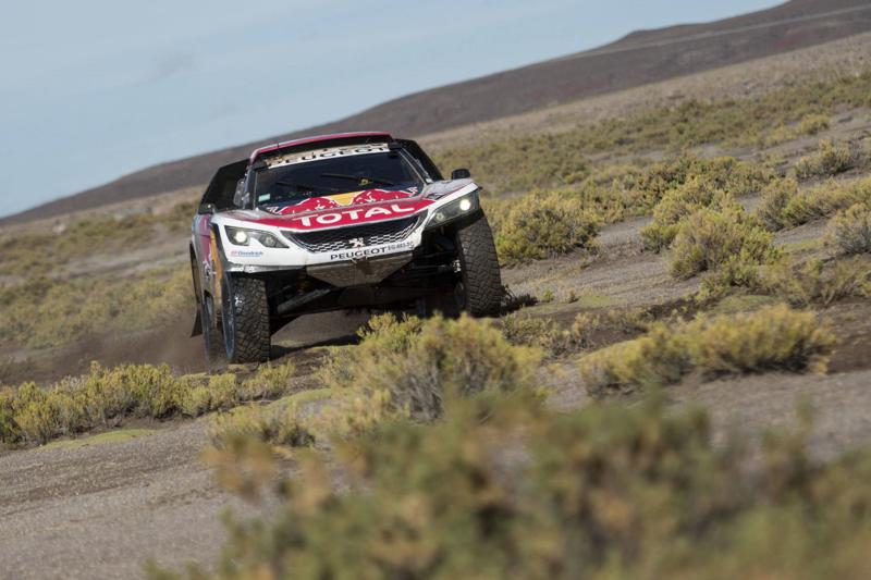 Dakar2017  tripletta Peugeot  nella tappa marathon