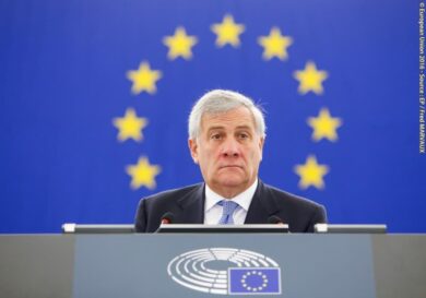 Antonio Tajani, Donald Trump, Theresa May e la fine dell’Europa