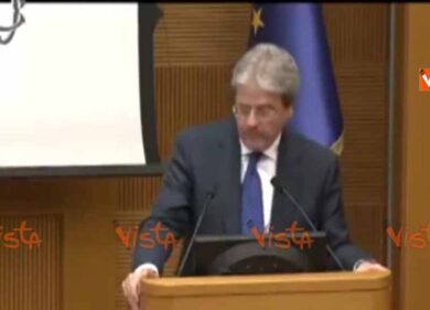 Gentiloni, la forza di un premier educato