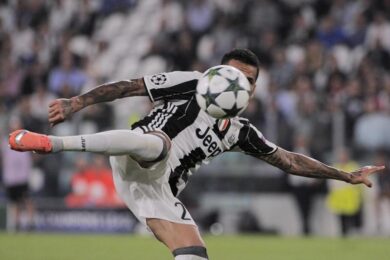 Juventus, Dani Alves piace in Cina. Mentre Hernanes…