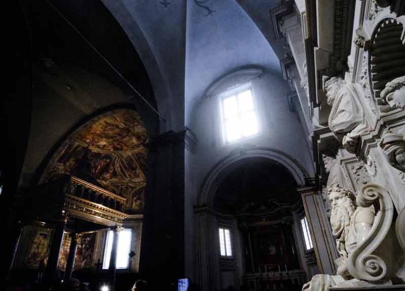 San Pietro in Vincoli, la luce di Michelangelo fa resuscitare il Mosè San Pietro in Vincoli, la luce di Michelangelo fa resuscitare il Mosè