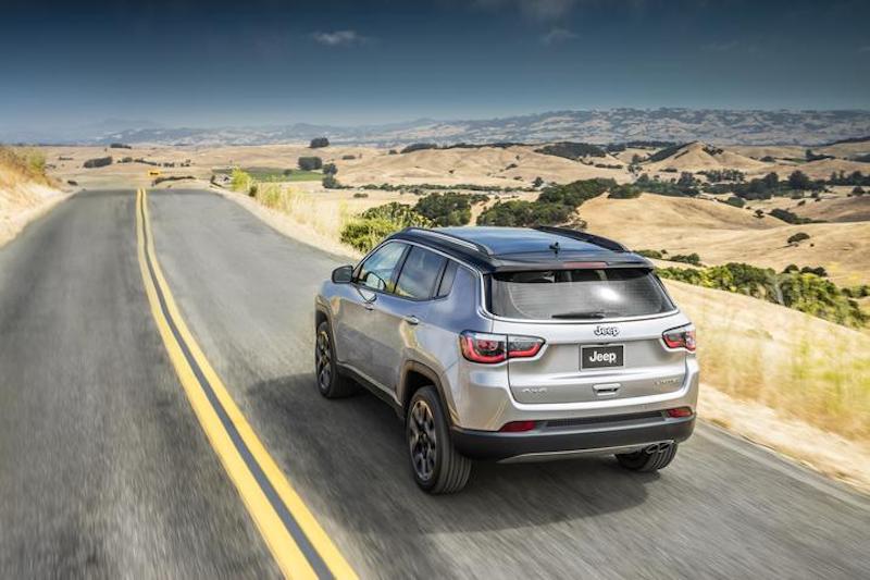 Jeep Compass Opening Edition a € 37.750. Nell’attesa guidi la Renegade gratis