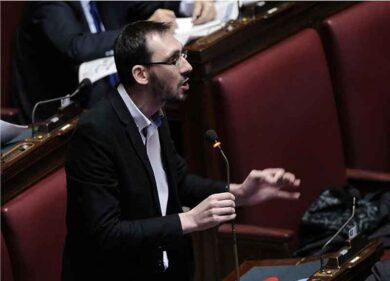 M5S, prove di governo: la ricetta sul lavoro che si restringe