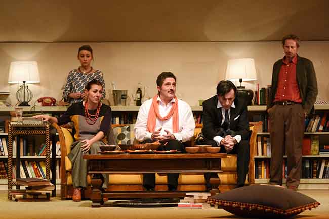 Le Prénom, a teatro la classe media della commedia francese Le Prénom, a teatro la classe media della commedia francese