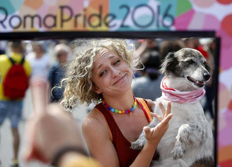 Roma Pride, la sfilata si farà sabato 10 giugno. Si punta al record Roma Pride, la sfilata si farà sabato 10 giugno. Si punta al record