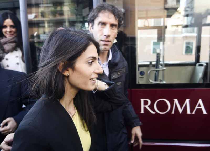 Atac, i fedeli a Cinque Stelle e Pd fanno sempre carriera. Promossi e trombati Atac, i fedeli a Cinque Stelle e Pd fanno sempre carriera. Promossi e trombati