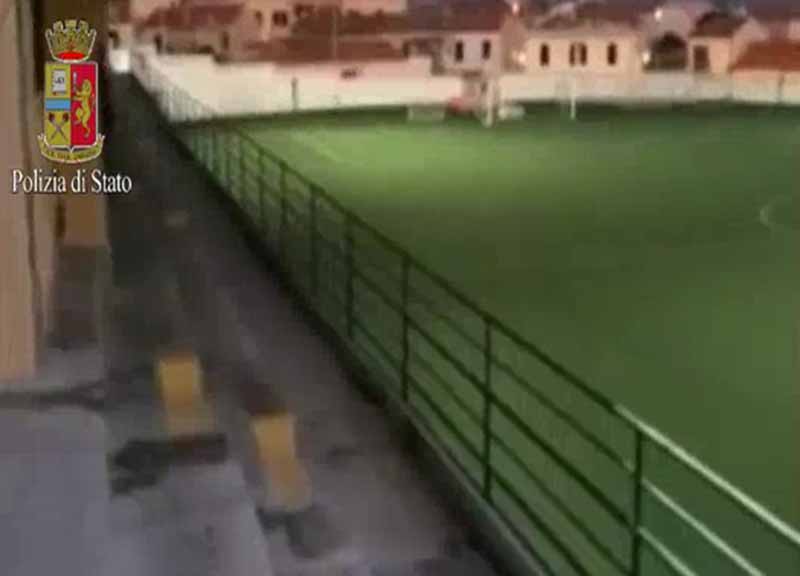 Tor Bella Monaca, maxi sequestro di soldi e case. Crolla il clan Cordaro Tor Bella Monaca, maxi sequestro di soldi e case. Crolla il clan Cordaro