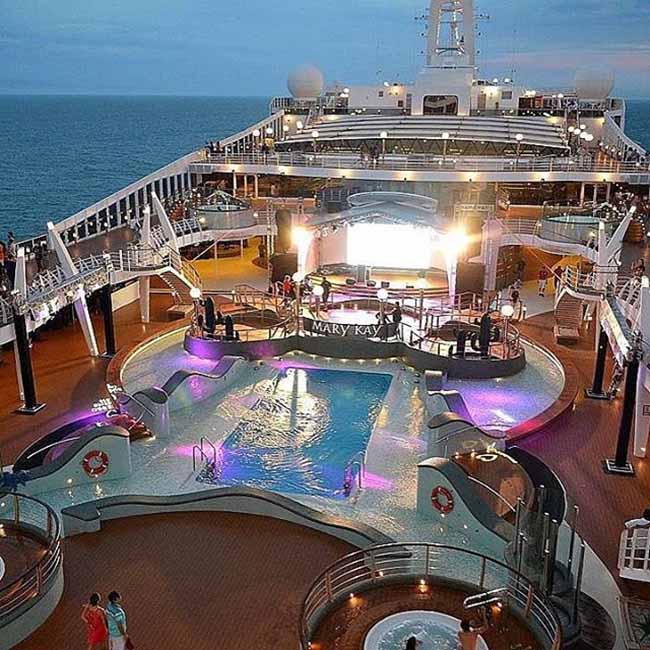 MSC Crociere, novità globali nel primo catalogo tech in mixed reality al mondo MSC Crociere, novità globali nel primo catalogo tech in mixed reality al mondo