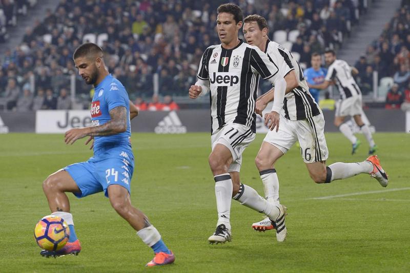 Juventus, Hernanes addio ufficiale. Va all’HEBEI CHINA. Le cifre Juventus, Hernanes addio ufficiale. Va all’HEBEI CHINA. Le cifre