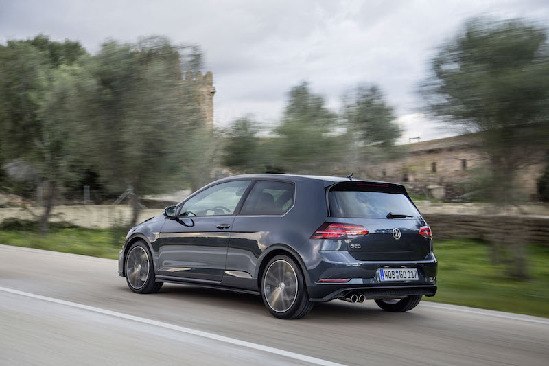 Nuova Volkswagen Golf  difficile sostituirla, in passerella a Ginevra