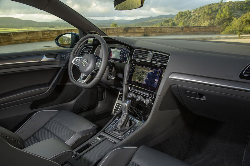 Nuova Volkswagen Golf  difficile sostituirla, in passerella a Ginevra