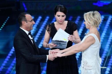 Sanremo 2017, Renzi è vivo e lotta insieme a noi