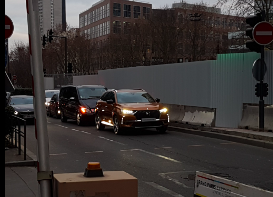 DS7 il SUV premium del Gruppo PSA  è stato avvistato a Parigi