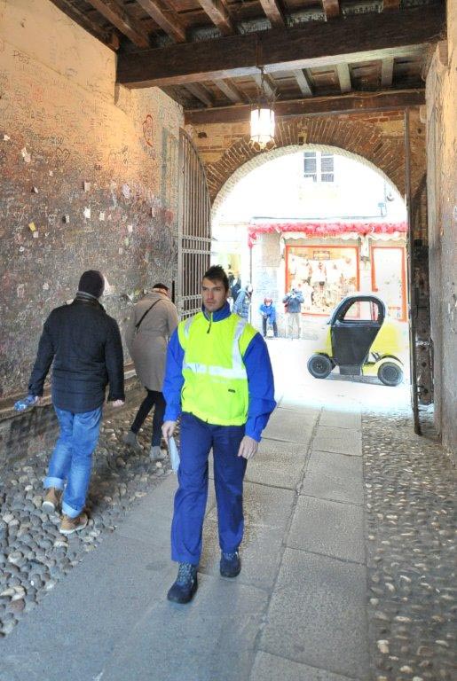 San Valentino, il fascino intramontabile di scrivere una vera lettera d’amore