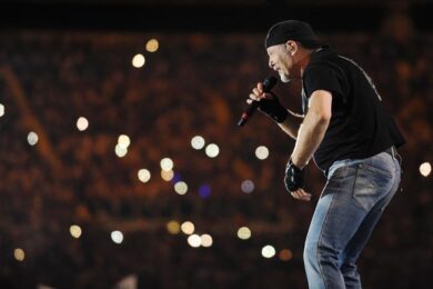 Vasco Rossi in tribunale. Testimone al processo contro il suo ex manager