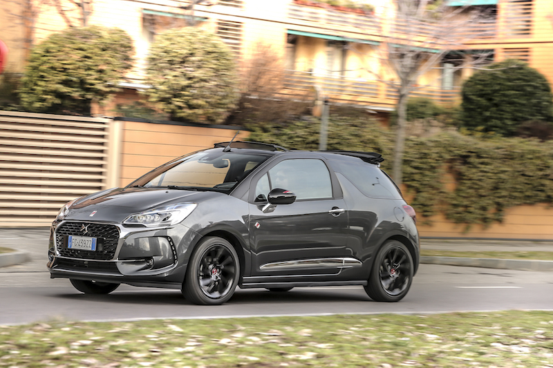 DS performance Line: stile raffinato e dinamico DS performance Line: stile raffinato e dinamico